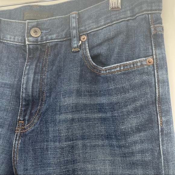 Uniqlo Medium-Dark Wash Cropped Jean Size 27 - Picture 3 of 7